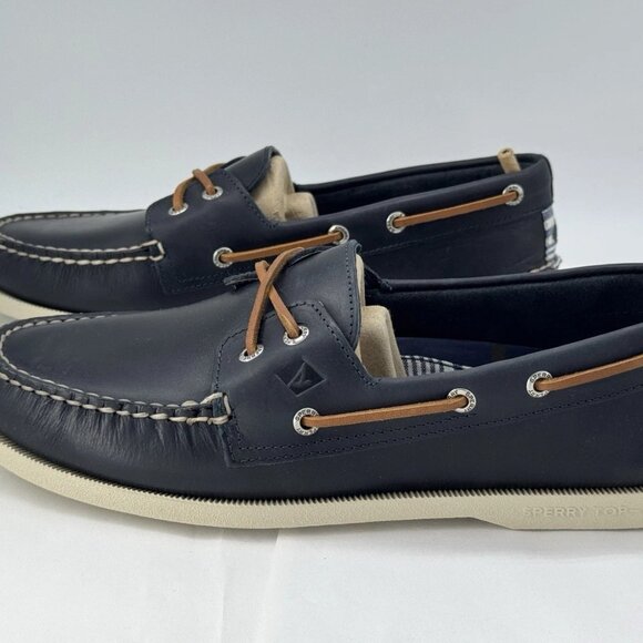 Men's Sperry Boat shoes size 10.5 Navy 2 eye - Picture 1 of 8
